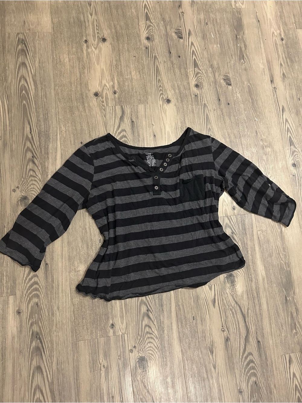 Striped Black & Grey 3/4 Sleeve Top